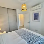 26 Les Terrasses De L'isolella דירה