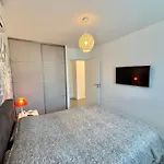 26 Les Terrasses De L'isolella * פורטיסיו