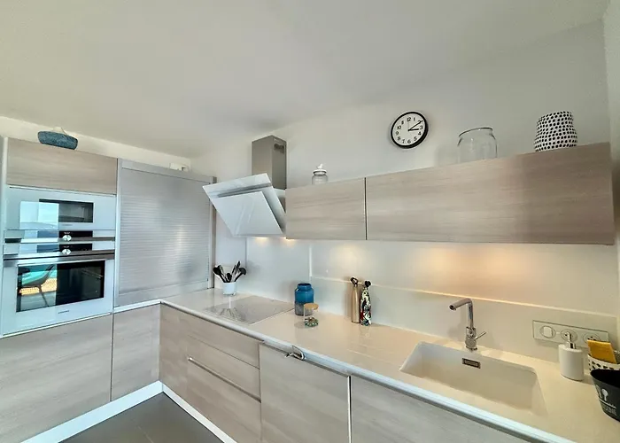 26 Les Terrasses De L'isolella Apartment *